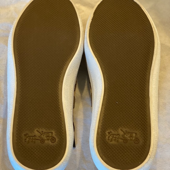 Coach sneakers. Brand new! - Picture 6 of 8